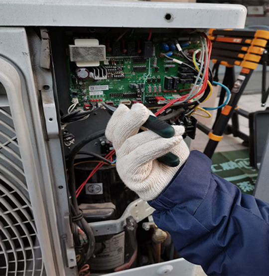  娄底维修空调不制热